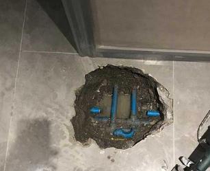 梁园阳台漏水维修公司分享下暖气管道漏水的原因有哪些